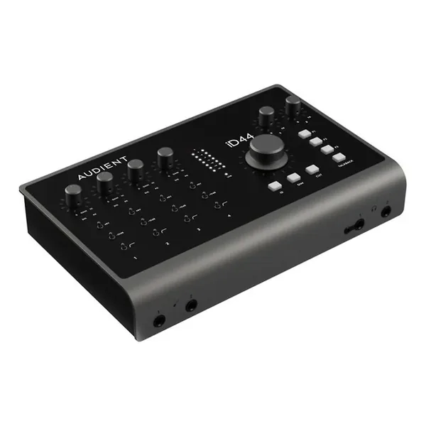 Audient iD44 MKII-Img-236549