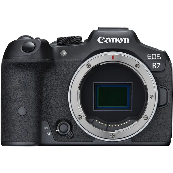 Canon EOS R7 Mirrorless Camera with Essentials+ Kit