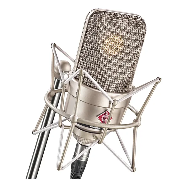 Neumann TLM 49-Img-195004