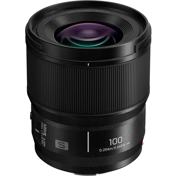Panasonic LUMIX S 100mm f/2.8 Macro Lens with UV Filter Kit (L-Mount)
