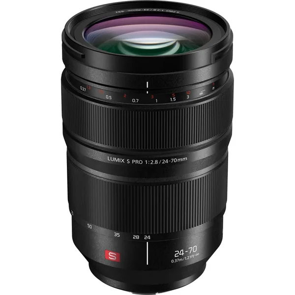 Lente Panasonic LUMIX S PRO 24-70 mm f/2.8