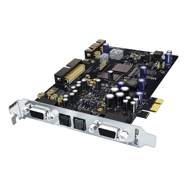 RME HDSPe AIO Pro-Img-165133