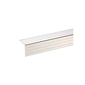 Adam Hall 6105 Case Angle 30 x 30 mm