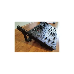 Adam Hall 61535B8 Rack Strip 8U blk