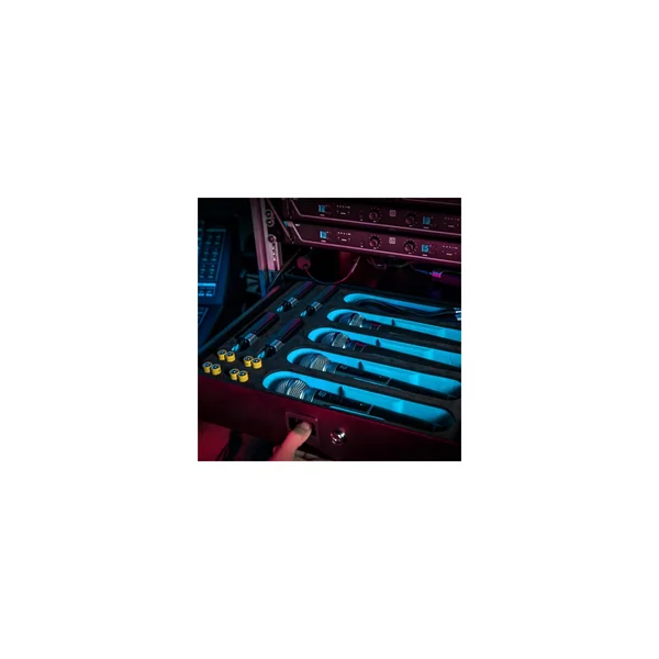 Adam Hall 87402 Rack Drawer 2U