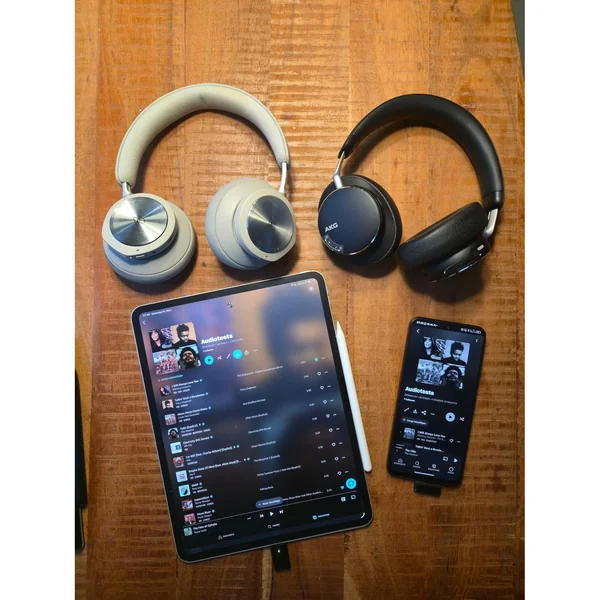 AKG N9 Hybrid Black