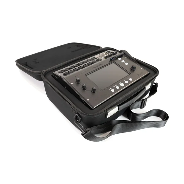 Allen & Heath CQ18T Bag Bundle