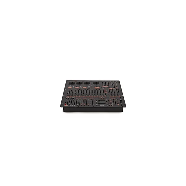 Behringer 2600