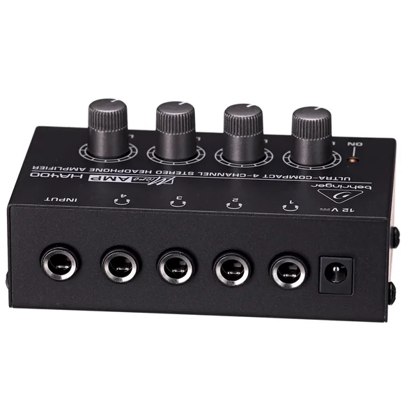 Behringer HA400