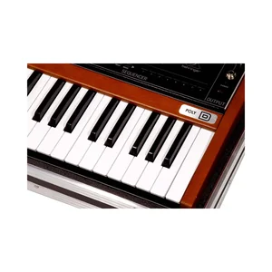 Behringer Poly D Bag Bundle