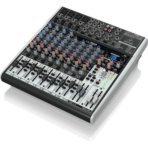 Behringer Xenyx X1222 USB Case Bundle