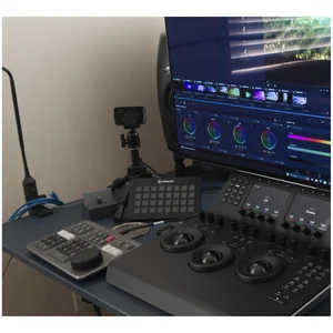 Blackmagic Design DaVinci Resolve Speed Editor