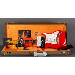 Fender 61 Strat Hot Rod Red RW NOS