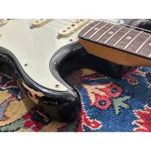 Fender 63 Strat BLK Relic