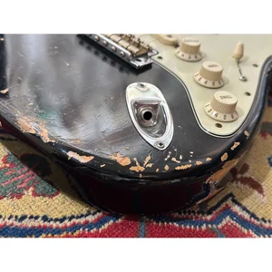 Fender 63 Strat BLK Relic