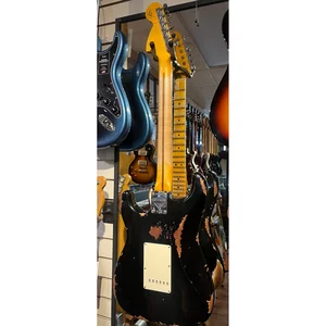 Fender 69 Strat BLK Relic