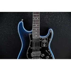 Fender AM Pro II Strat HSS DK NIT