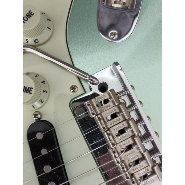 Fender AM Pro Tremolo Arm
