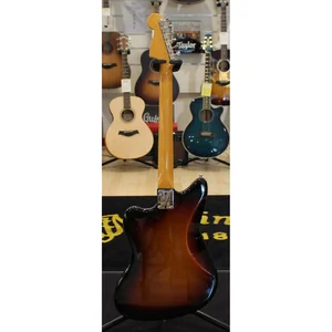 Fender AV II 66 JAZZMASTER RW WT3TB