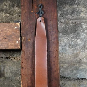 Fender Broken-in Leather Strap Tan