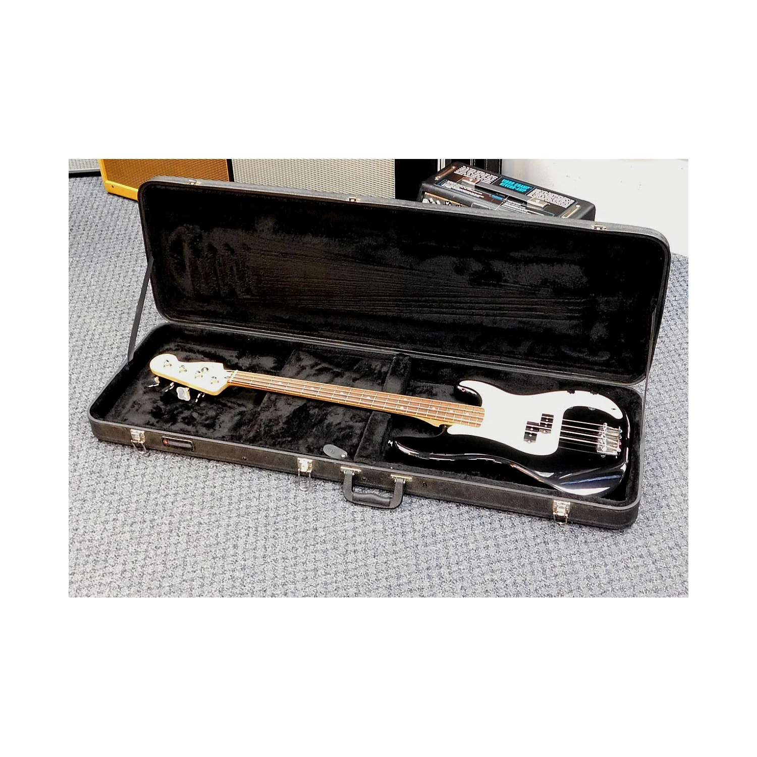 Fender CLSC SRS P/J Bass BLK