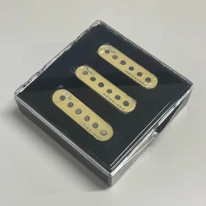 Fender Custom ML Ultra Noiseless