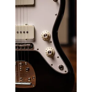 Fender LTD AV II 66 Jazzmaster RW BLK