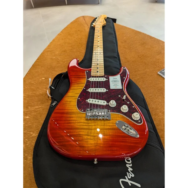 Fender MIJ Hybrid II Strat MN Flame