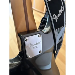 Fender NeckPlate Corona 4 Hole