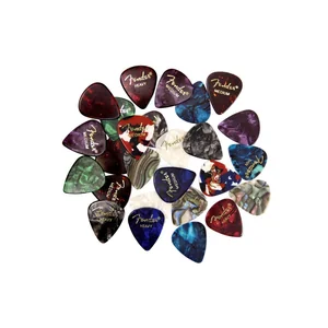 Fender Premium Cell Mix Pick Set 24