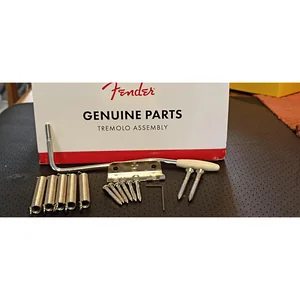 Fender Vintage/Narrow Strat Tremolo C