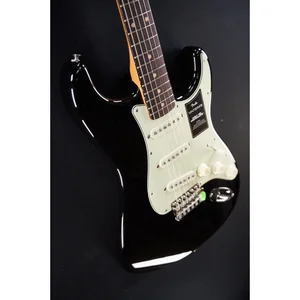Fender Vintera III E 60s Strat BLK