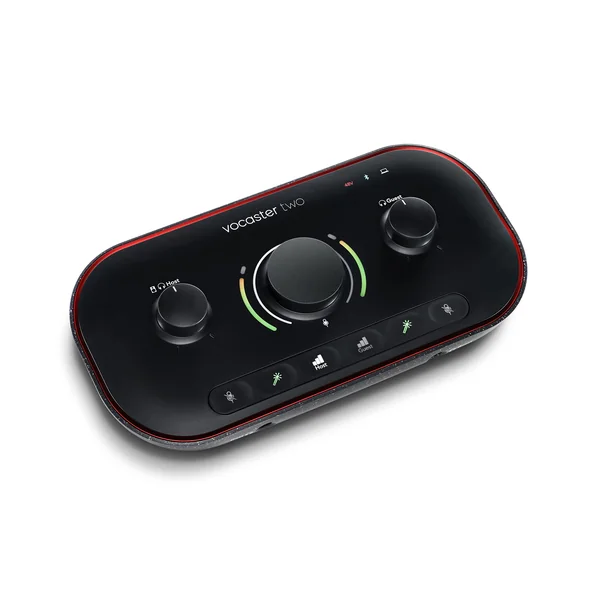 Focusrite Vocaster Two Podcast Bundle 1