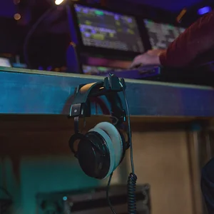 Gravity Headphones Holder f. Desk
