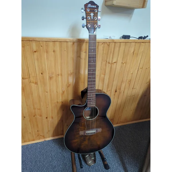 Ibanez AEG70L-TIH