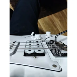 Ibanez GRG140-WH