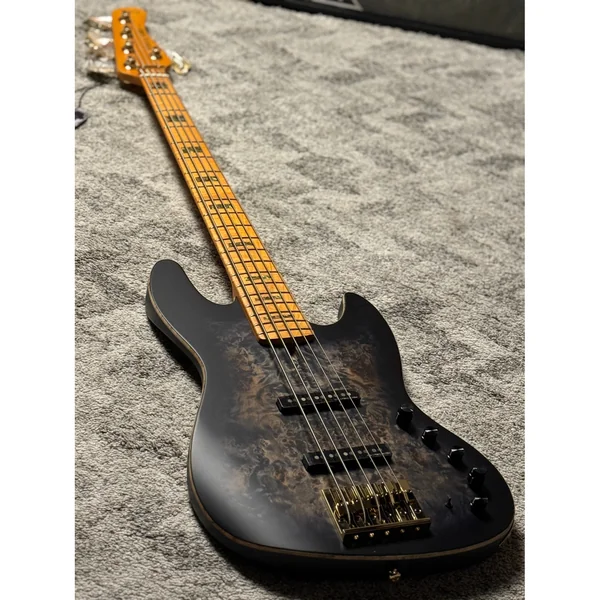 Marcus Miller V10-5 TBK