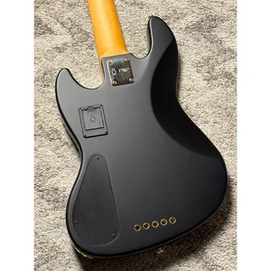 Marcus Miller V10-5 TBK