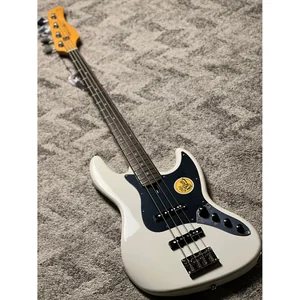 Marcus Miller V3 4 New Gen Antique White LH