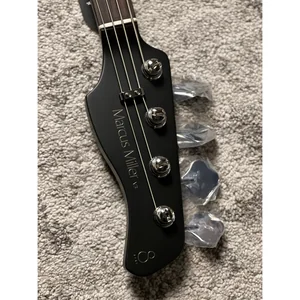 Marcus Miller V3 4 New Gen Black Satin