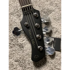 Marcus Miller V3 5 New Gen Black Satin