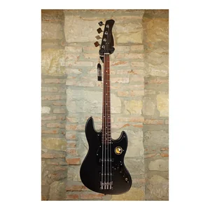 Marcus Miller V3P-4 BKS