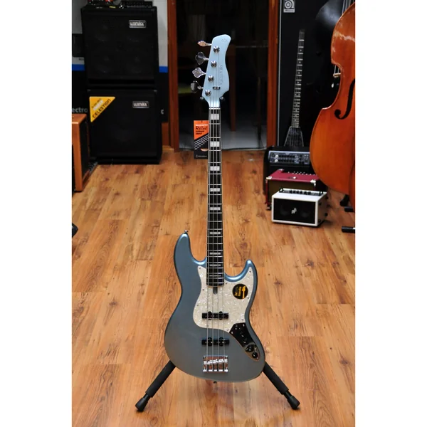 Marcus Miller V7 Alder-4 LPB 2nd Gen