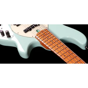 Marcus Miller Z7-4 Mint