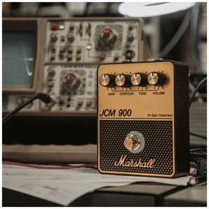 Marshall JCM900 Distortion