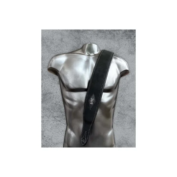 Minotaur Deluxe Black