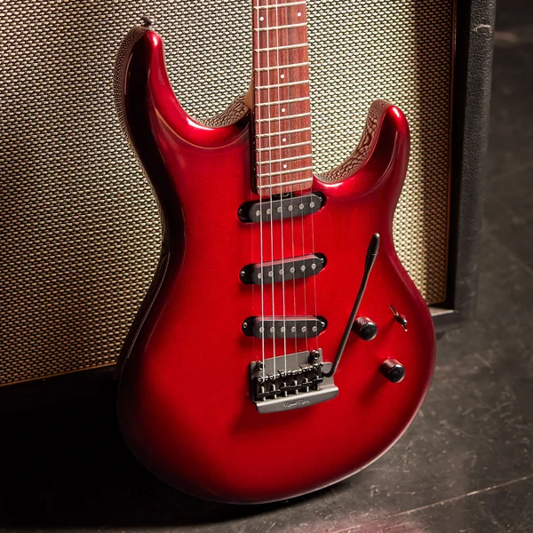 Music Man Luke IV SSS Redburst