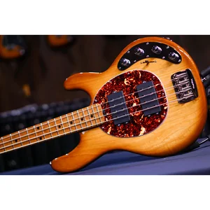 Music Man Stingray 4 H Special Hot Honey