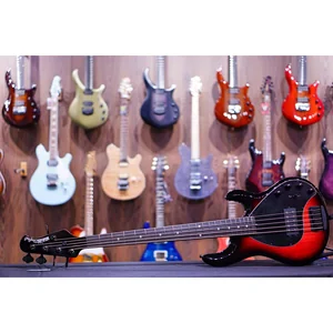 Music Man Stingray 5 Special Raspberry