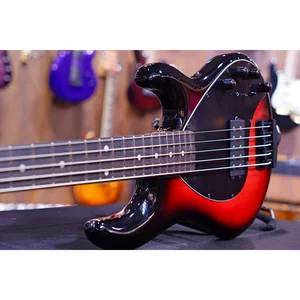 Music Man Stingray 5 Special Raspberry